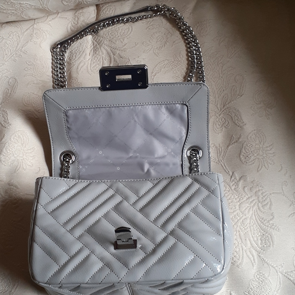 Michael Kors- Peyton Shoulder bag- Pearl Grey - Picture 6 of 9